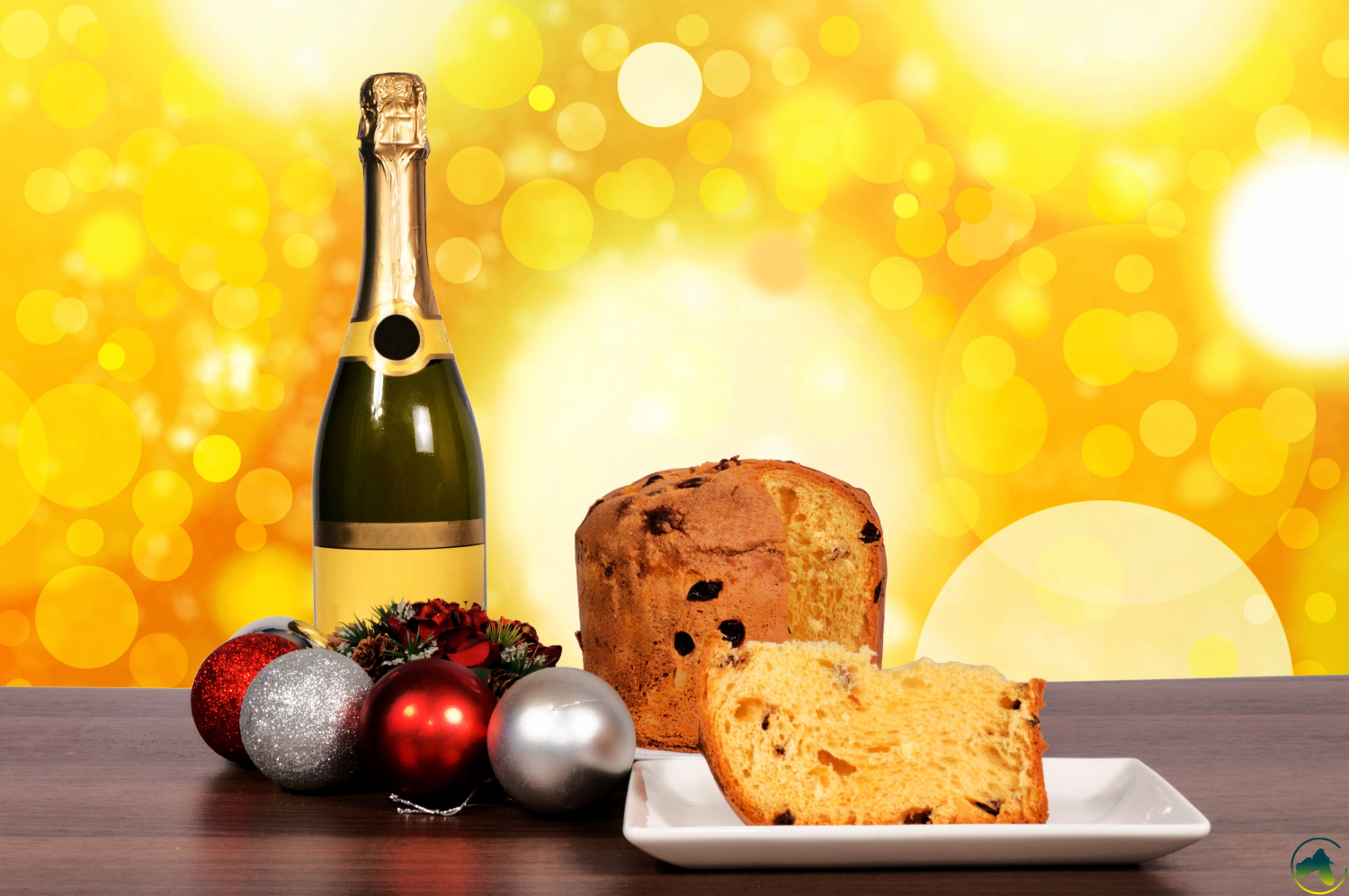 Cesto di natale - Dolce: panettone e spumante